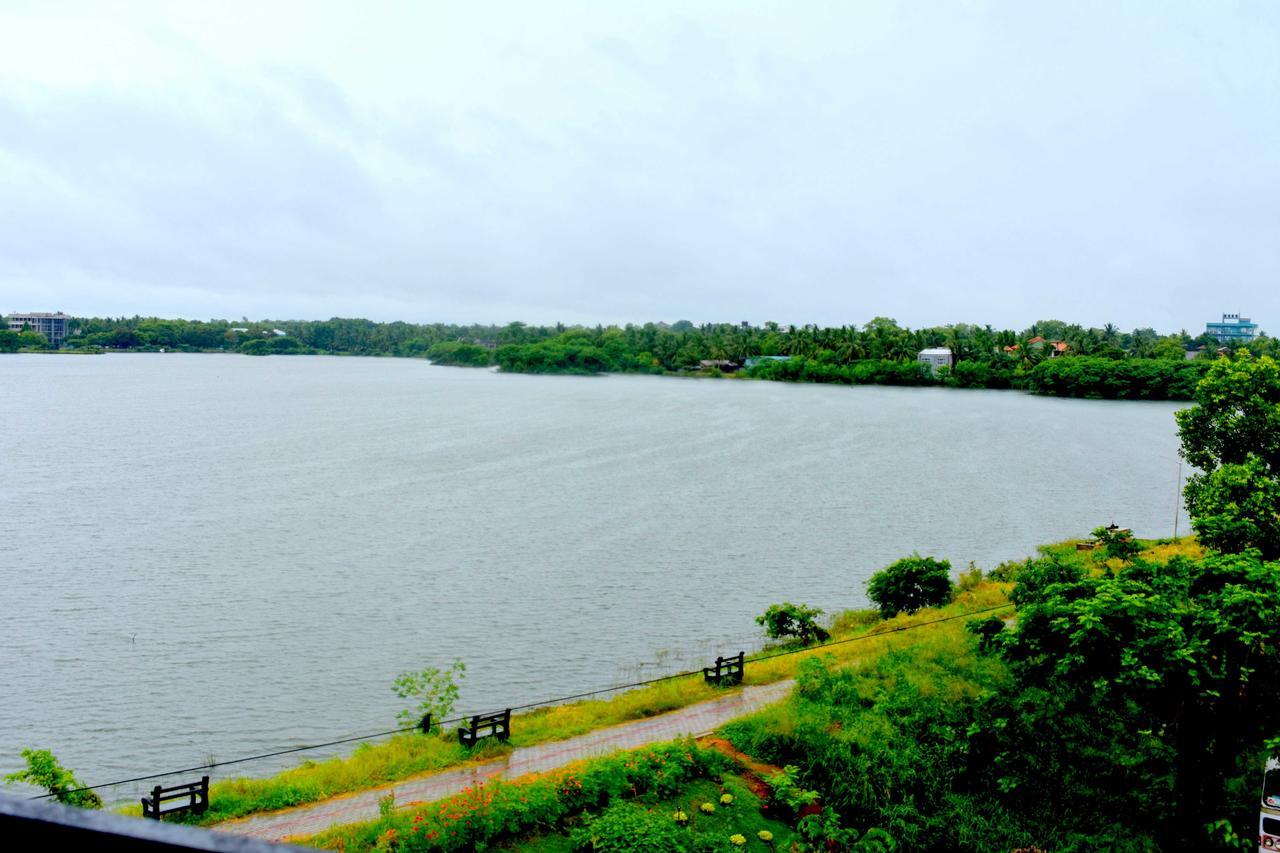Lake City Resort Anuradhapura Exterior photo