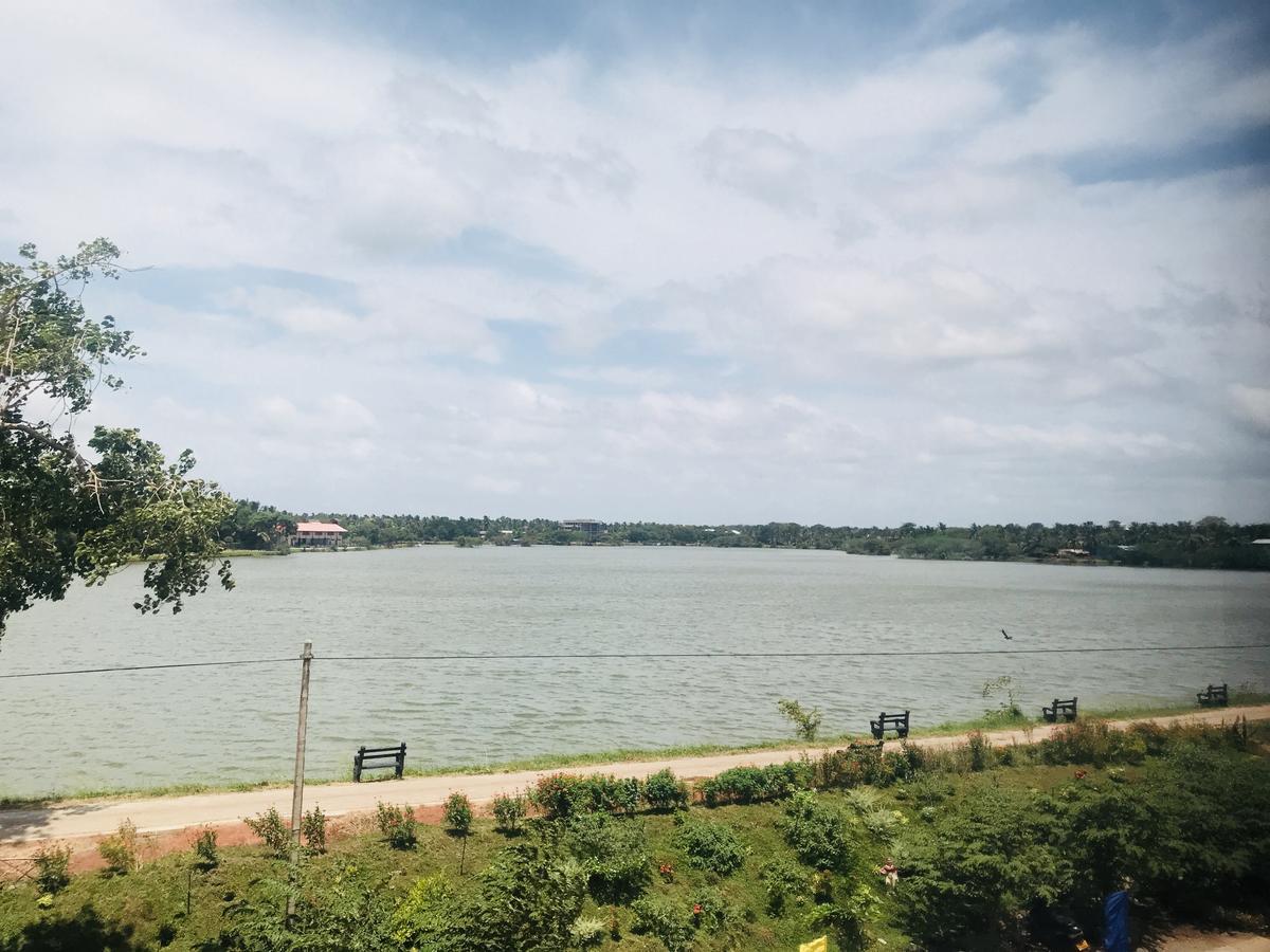Lake City Resort Anuradhapura Exterior photo